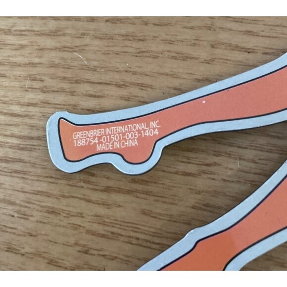 Vintage Magnetic Dress-Up Doll Set w Outfits & Accessories Paper Doll Greenbrier - Picture 8 of 10